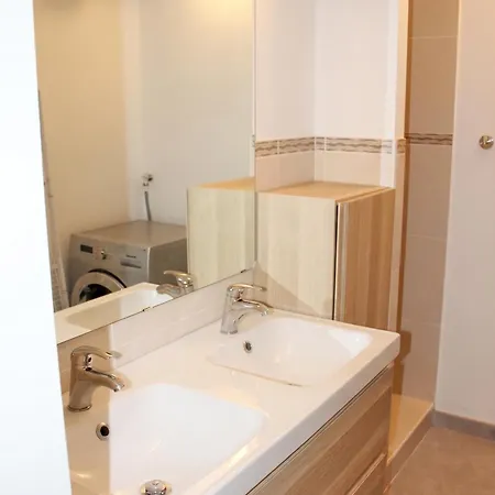 Apartment Confortable A Saint-pierre 80 M² Vue Montagne